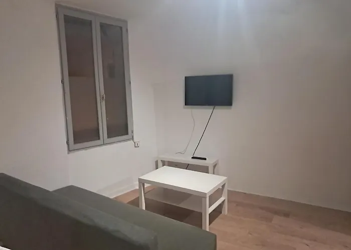Apartman Budgetbnb 53, Opera *